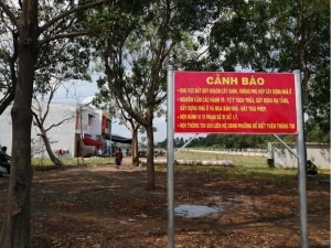 moi gioi bat dong san nup bong cong ty moi gioi de kiem an ngoai