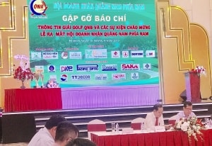 thu tuong lay doanh nghiep lam trung tam dong luc phat trien
