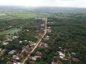 dinh gia dat cau chuyen loi bat cap hai