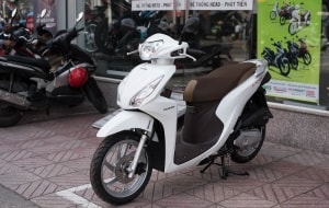 cap nhat gia xe sh 150i kem lai suat mua tra gop