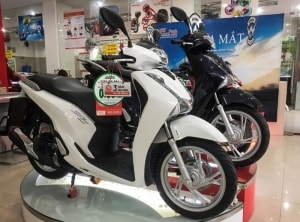 cap nhat bang gia dien thoai vsmart bphone thang 112019 nhieu san pham giam gia manh