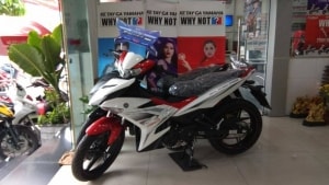 gia xe honda sh venh kich tran gan 30 trieu dai ly xe ha noi kiem bon tien
