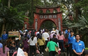 ho hoi don xuan ve tren khu tai dinh cu
