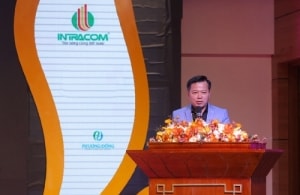 tai chinh hoang huy noi room ngoai len 49