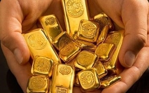 cap nhat gia vang cuoi ngay 303 nguoc chieu chau a vang trong nuoc bat tang den 450000 dongluong