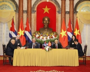 nhat tri trinh quoc hoi phe chuan 2 hiep dinh thuong mai va dau tu voi eu tai ky hop thu 9