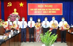 long an tiep thu y kien cu tri truoc ky hop thu 9 quoc hoi khoa xiv