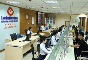 lienvietpostbank ra mat dich vu mua ve may bay truc tuyen tren vi viet