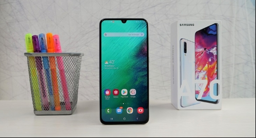 cap nhat bang gia dien thoai oppo cuoi thang 52020