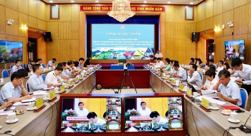 Thảo luận giải pháp xây dựng kế hoạch phát triển kinh tế - xã hội và đầu tư công giai đoạn 2021 – 2025