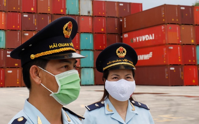 Nikkei Asia: Việt Nam sẽ tiếp tục là nước ASEAN duy nhất tăng trưởng trong nửa đầu 2021
