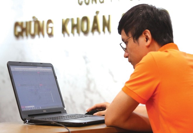 Môi giới chứng khoán thời 4.0: Buồn vui sau bảng điện