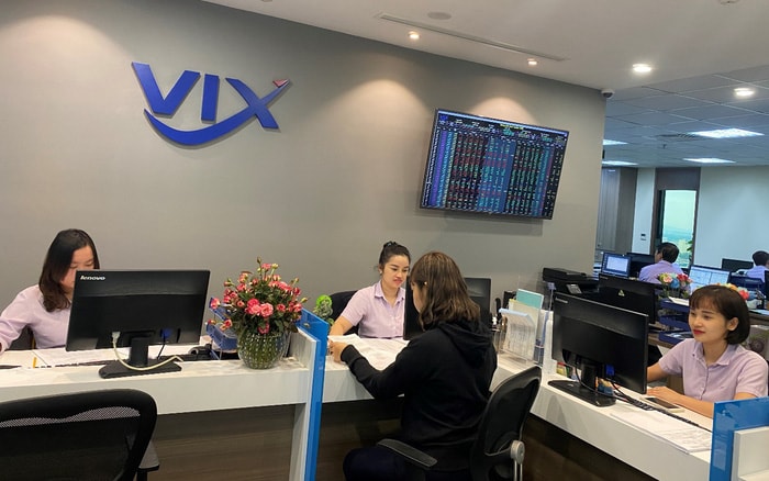 Đổi tên, chuyển sàn – bước phát triển mới của Chứng khoán VIX