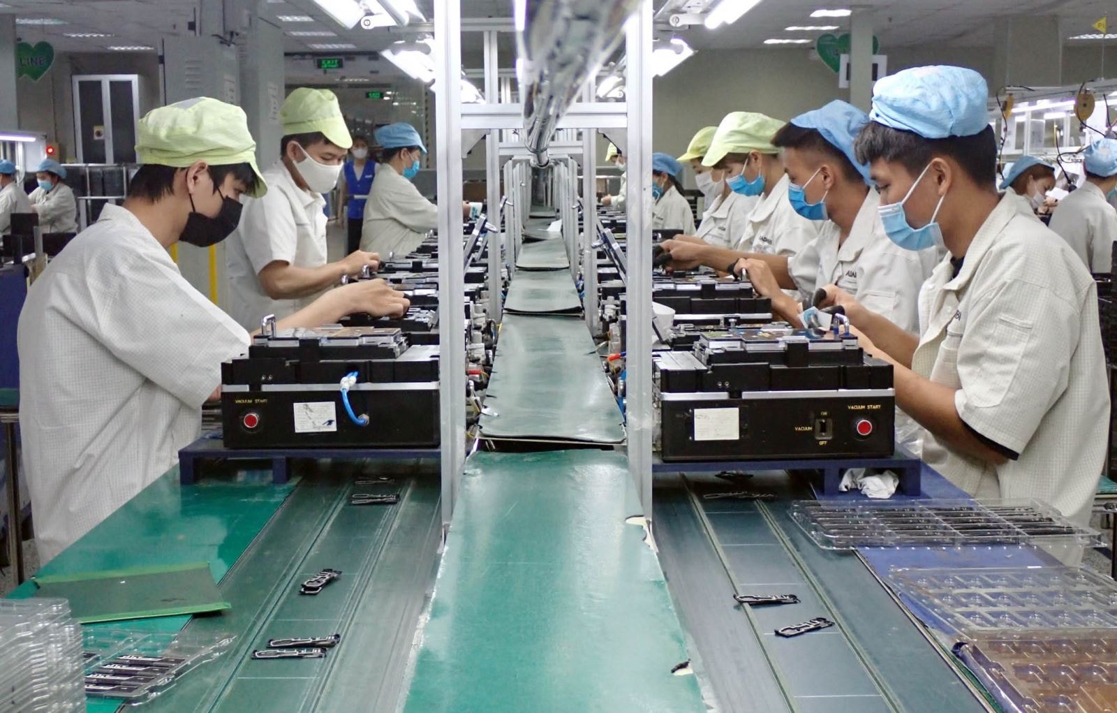 Dấu hiệu tích cực từ nhập siêu 6 tháng đầu năm | baotintuc.vn