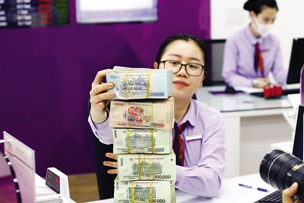 Vấn đề mấu chốt nhất để ngăn sở hữu chéo là trao chức năng điều tra cho cơ quan thanh tra giám sát của Ngân hàng Nhà nước. Ảnh minh họa