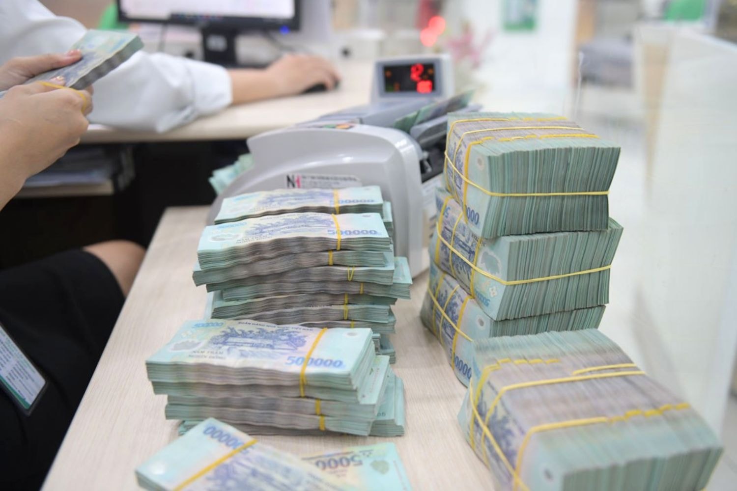 lãi suất 20-4