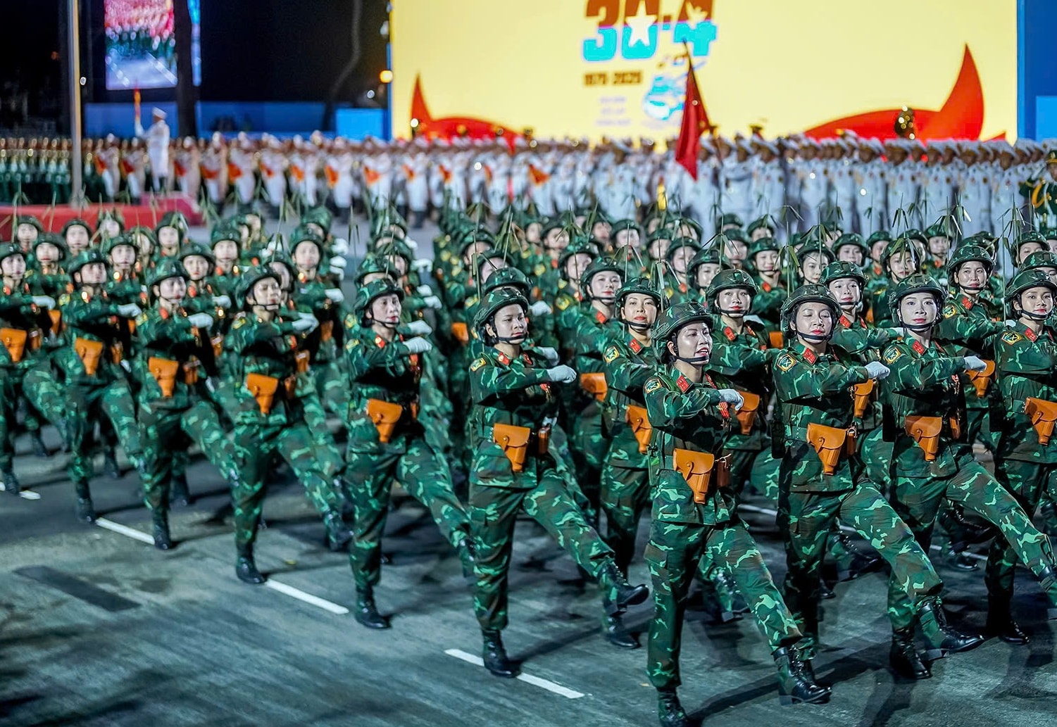 diễu binh