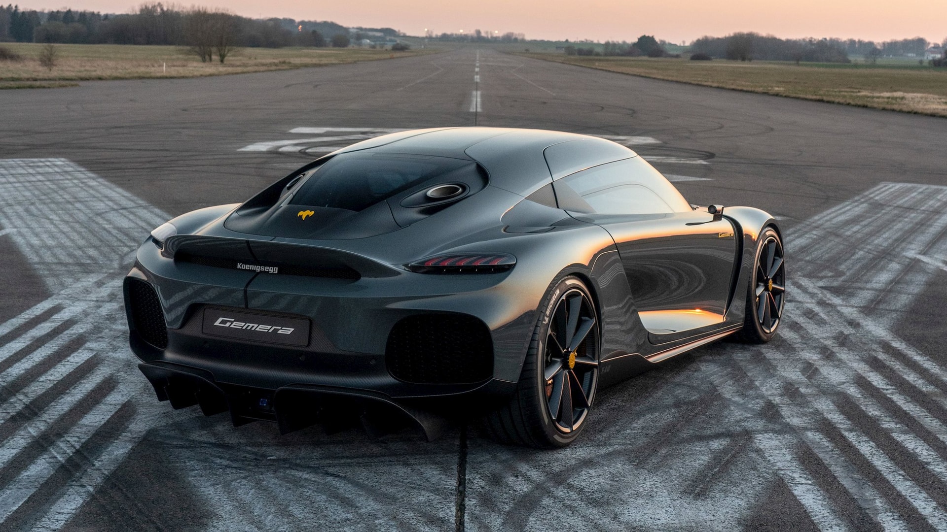 Koenigsegg gemera behind