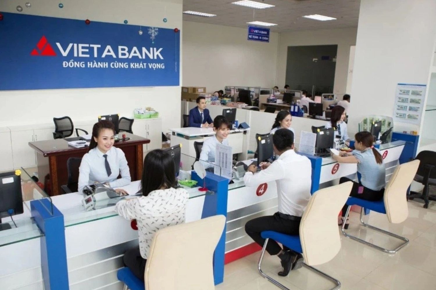 lai suat viet a bank