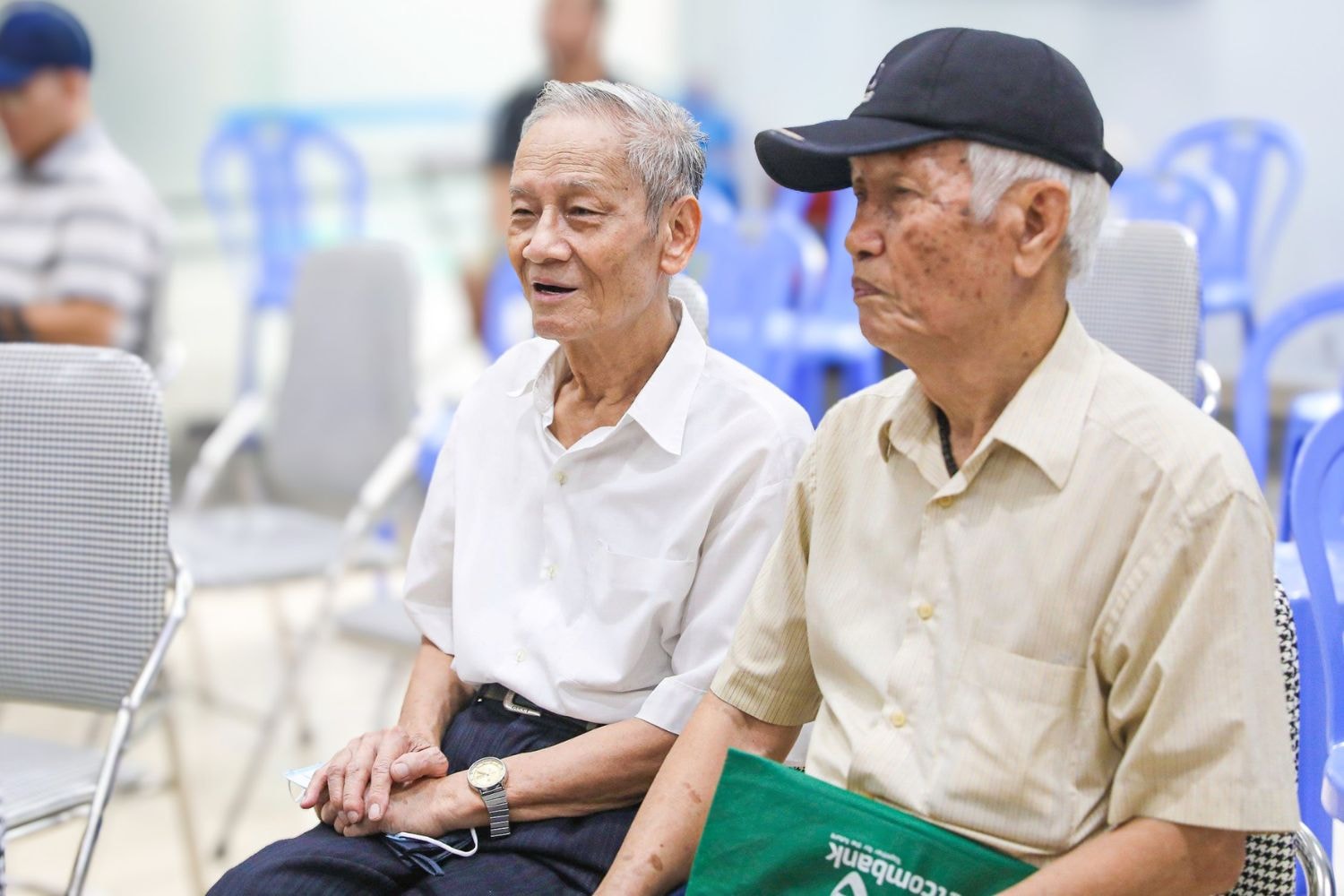 hưởng lương hưu