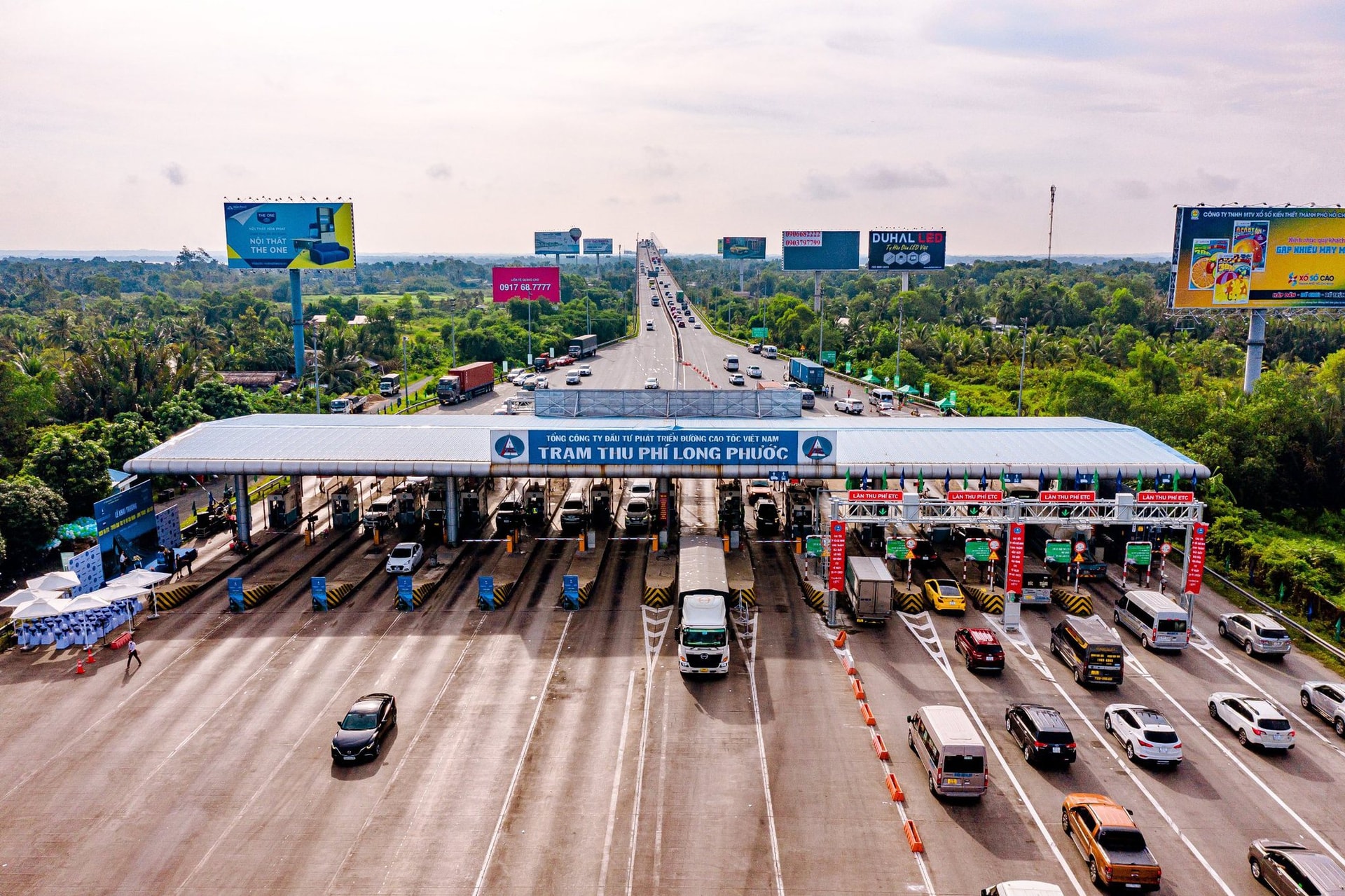 trạm thu phí cao tốc