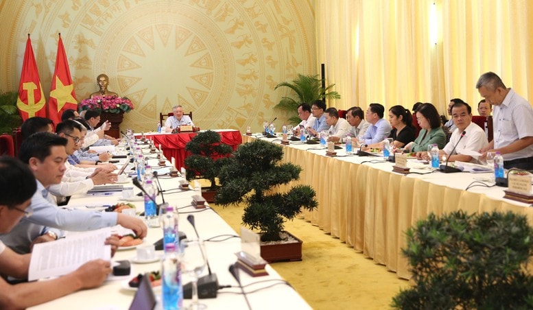 Toàn cảnh buổi họp - Phó thủ tướng Nguyễn Hòa Bình