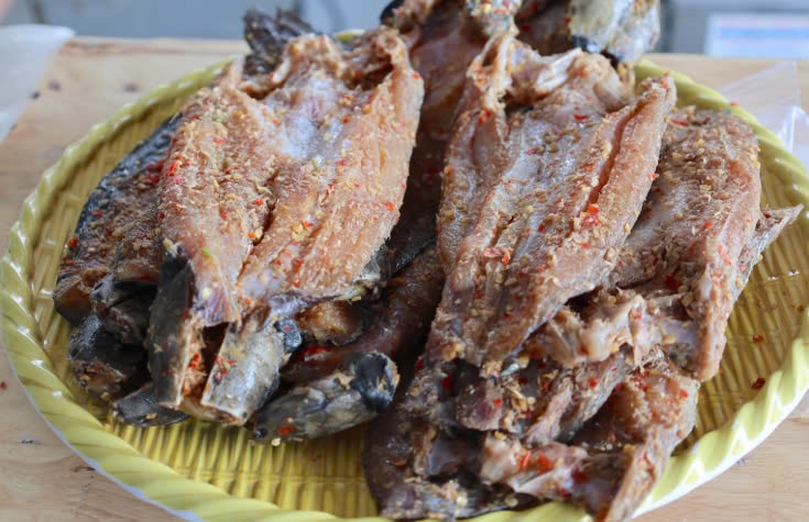 Sản phẩm khô cá lóc, cá trê chuẩn bị đóng gói