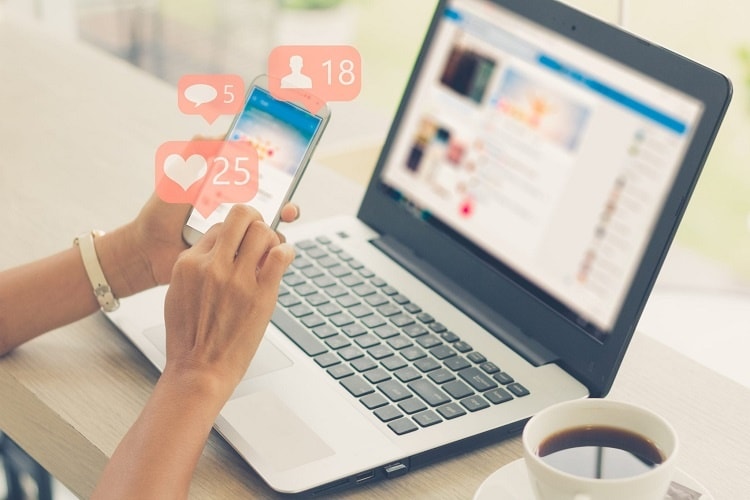 Facebook xóa bài rác