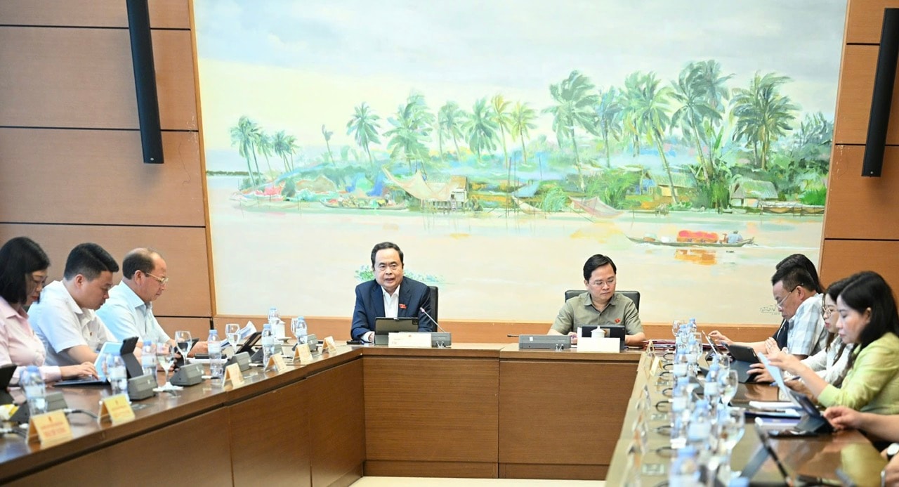 chủ tịch quốc hội 1