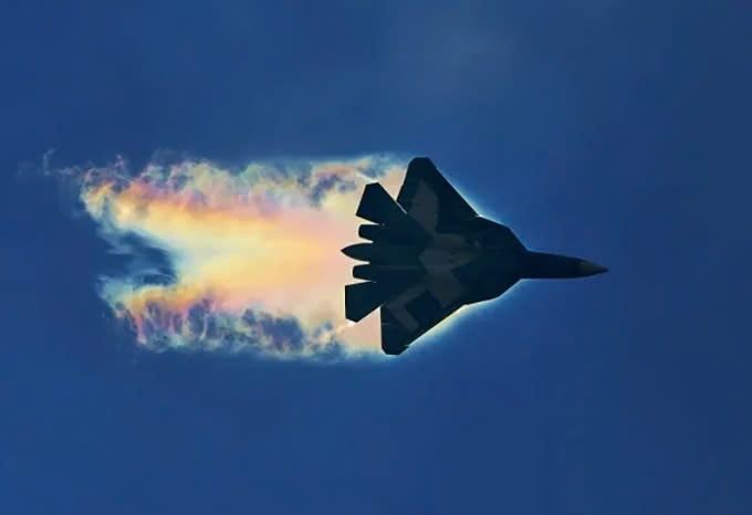 SU 57 bay