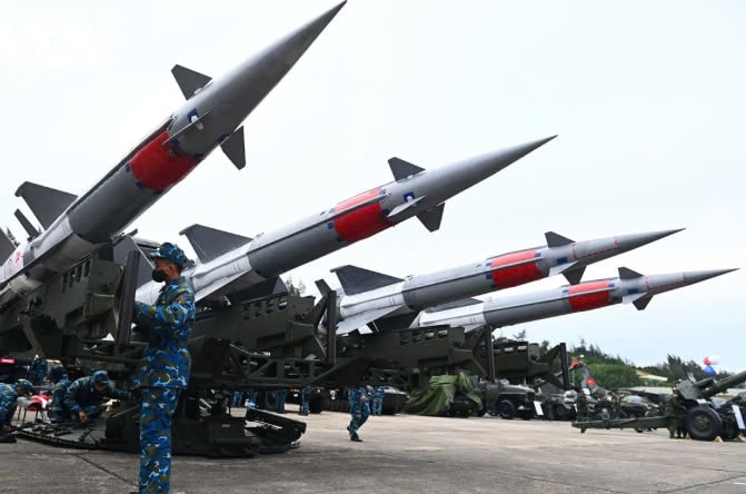 tên lửa phòng không