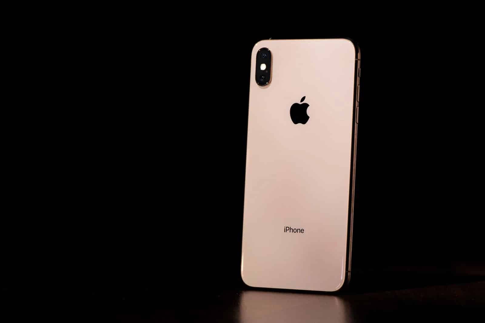 iphone4.jpg