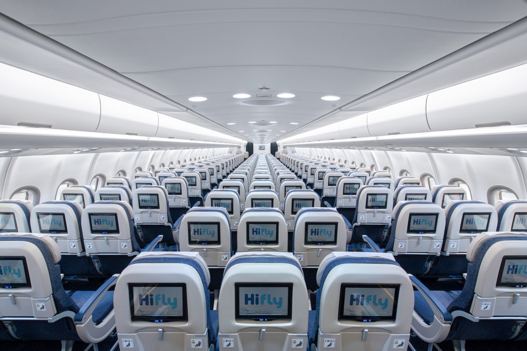 Airbus A330-900neo bên trong
