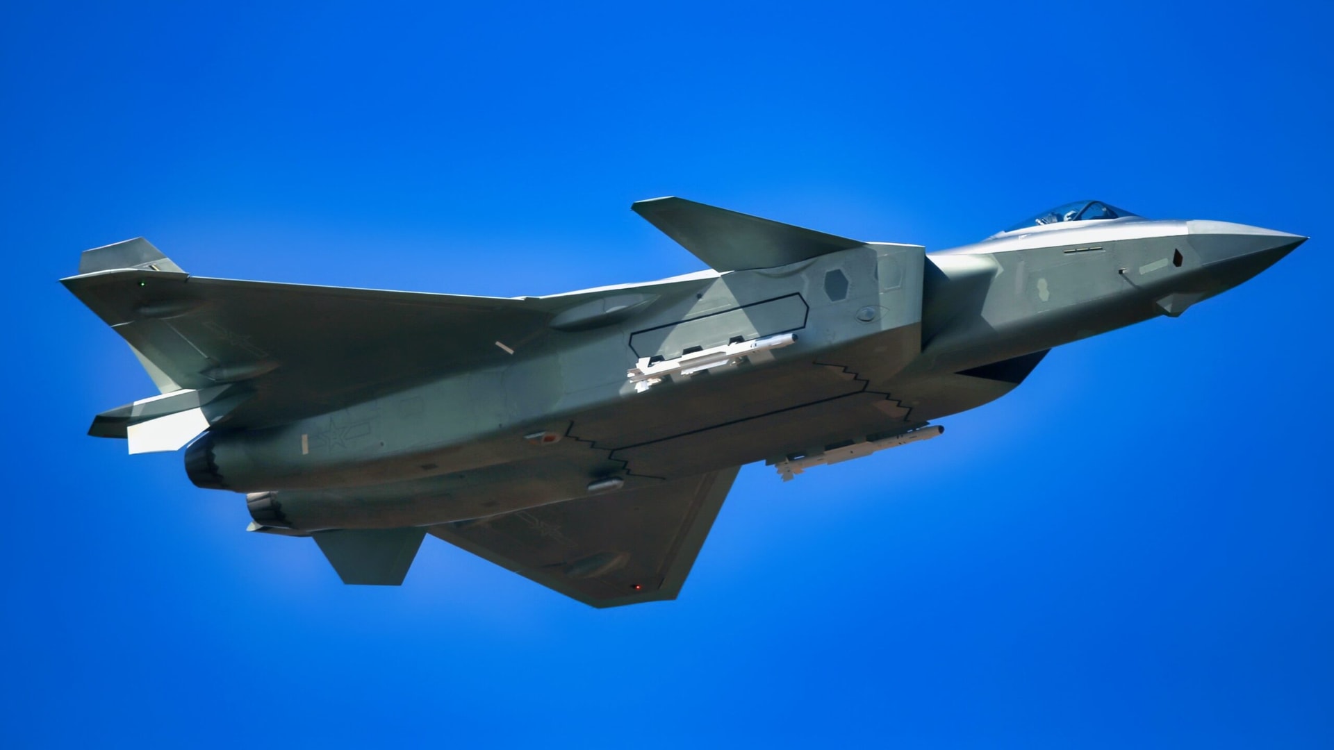 J-20 Mighty Dragon