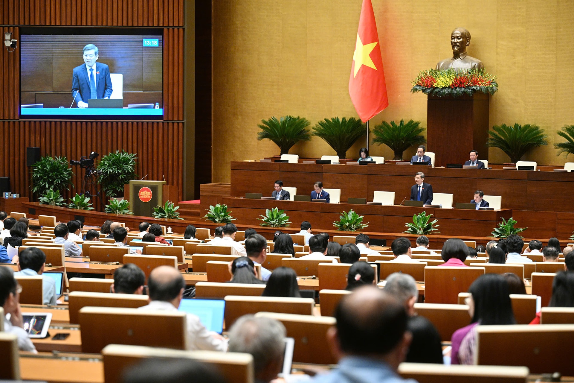 quốc hội hôm nay