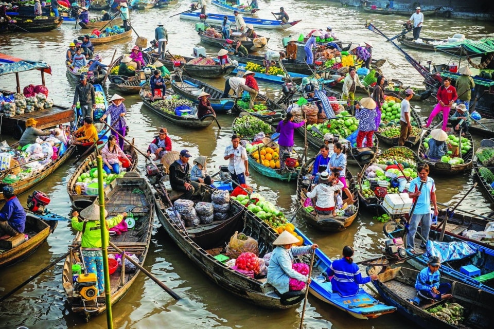 Những quán ăn di động trên sông tại Chợ Nổi Cái Răng - Du Lịch Miền Tây