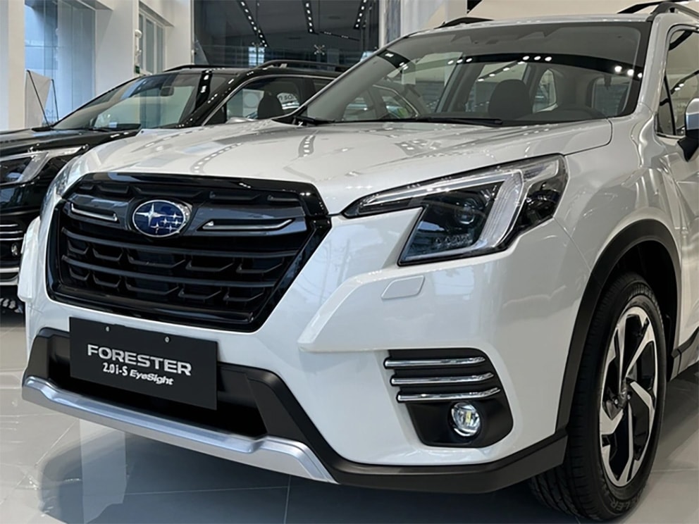 Subaru Forester giam gia