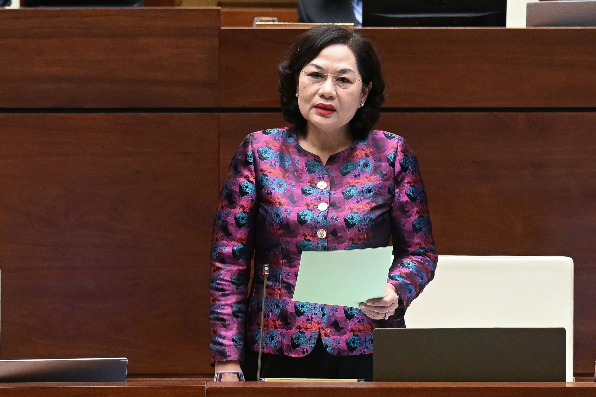 nguyễn thị hồng Thống đốc NHNN