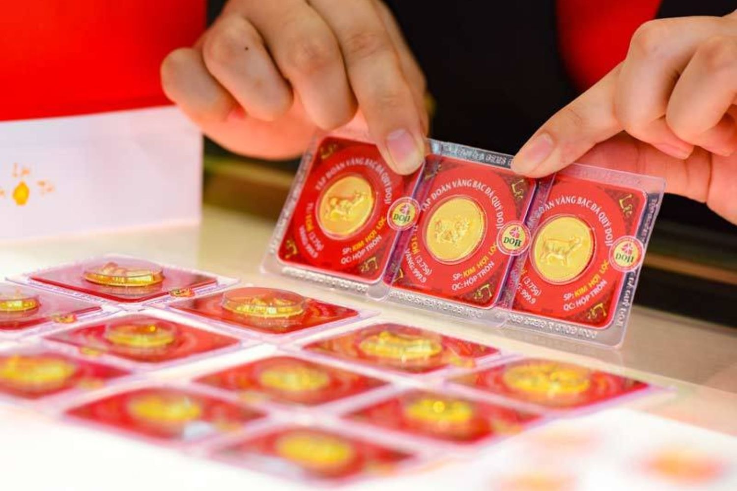 dự báo giá vàng 31-5