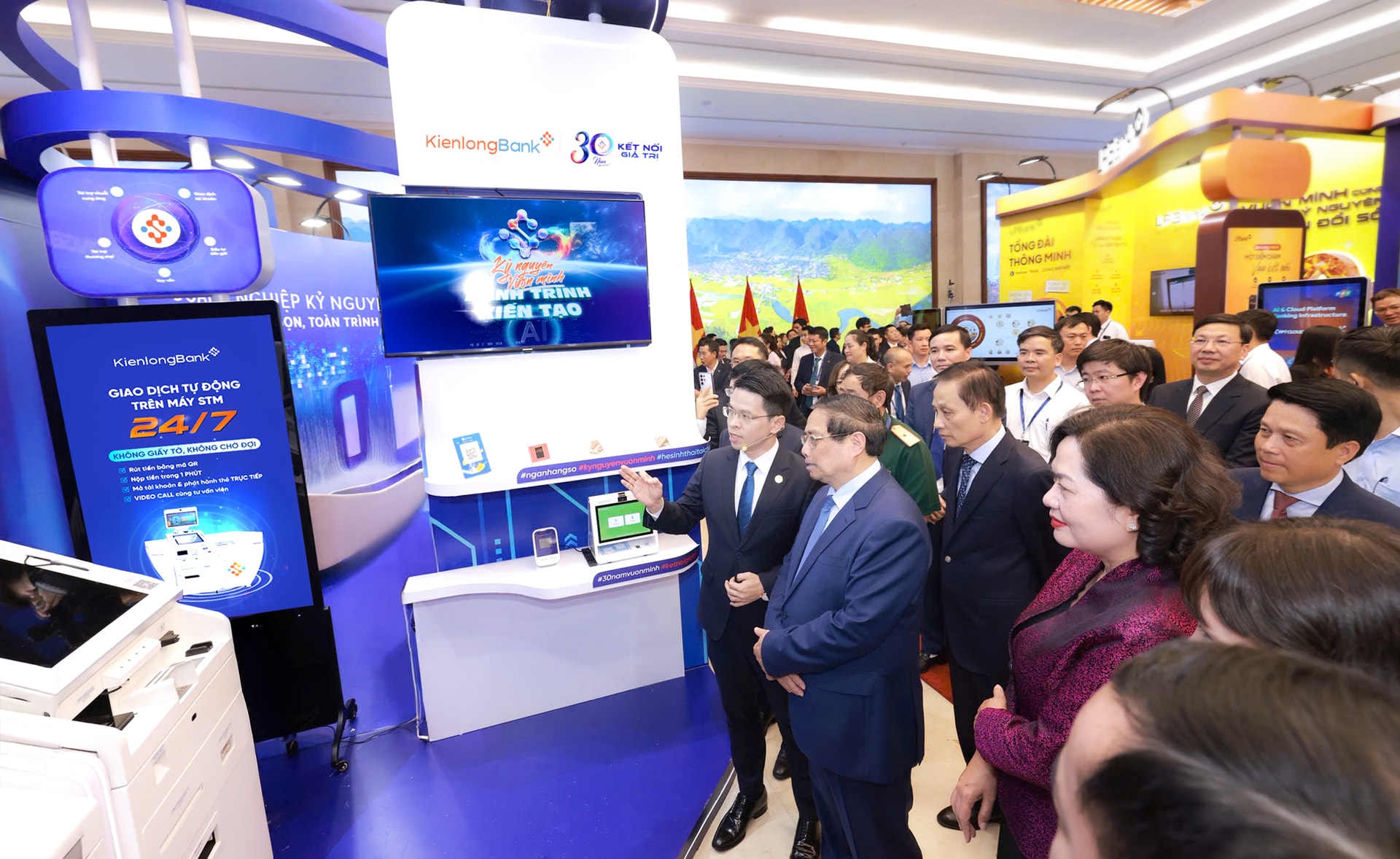 kienlongbank-30-logo-nam-chuyen-doi-so.jpg