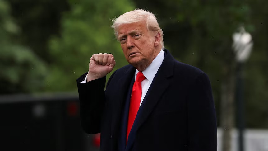 Tòa phúc thẩm cho phép Tổng thống Trump tiếp tục áp thuế nhập khẩu