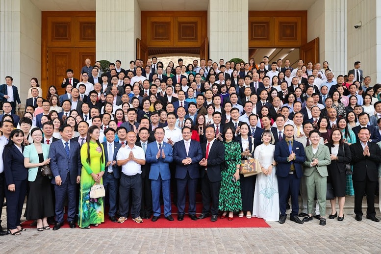 Thủ tướng: Giải quyết xong các yêu cầu, khó khăn của doanh nghiệp trong vòng 2 tuần- Ảnh 8. Thủ tướng: Giải quyết xong các yêu cầu, khó khăn của doanh nghiệp trong vòng 2 tuần- Ảnh 8.