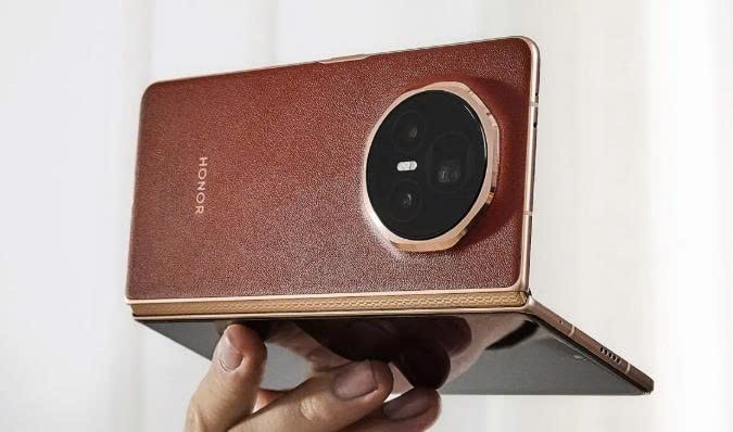 Honor Magic V5