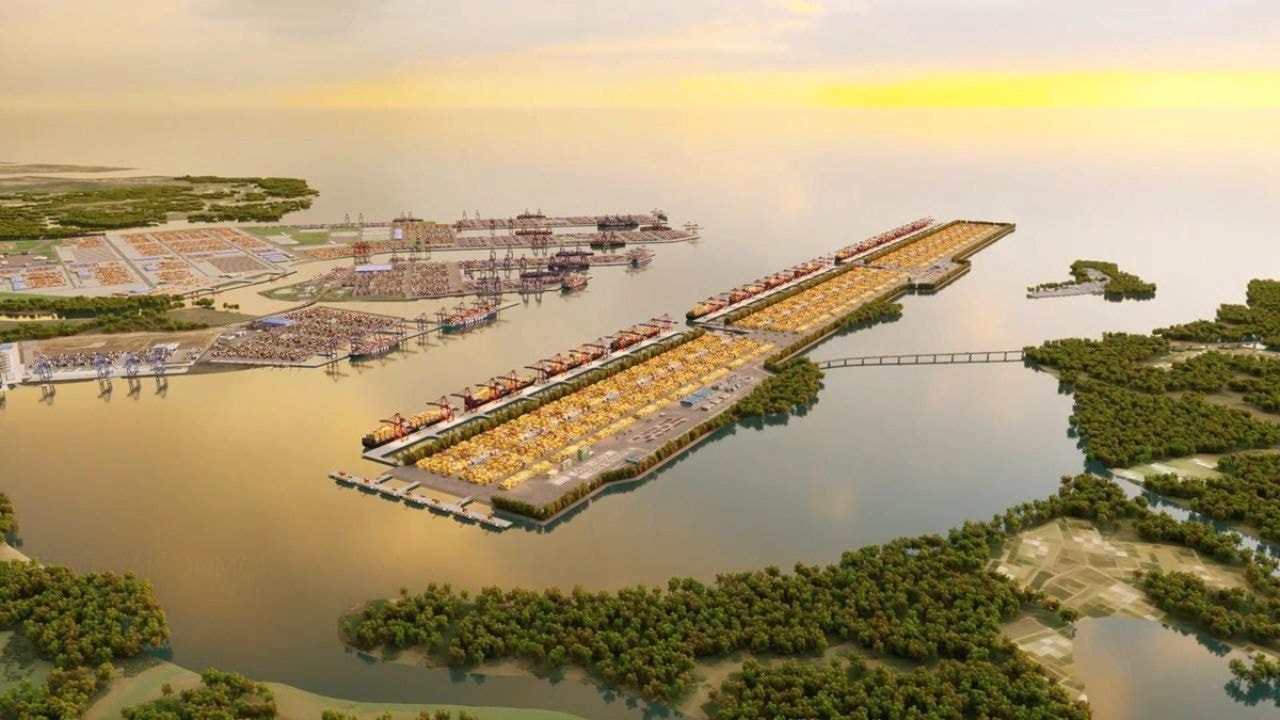 cảng trung chuyển Cần Giờ