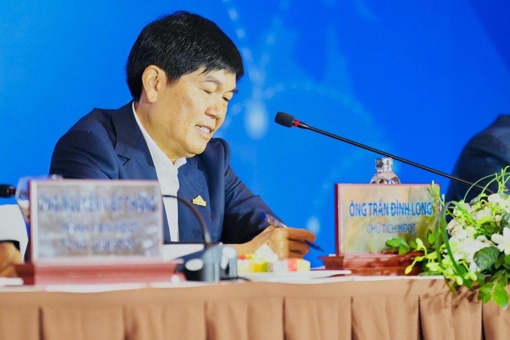 trandinhlong12.jpg