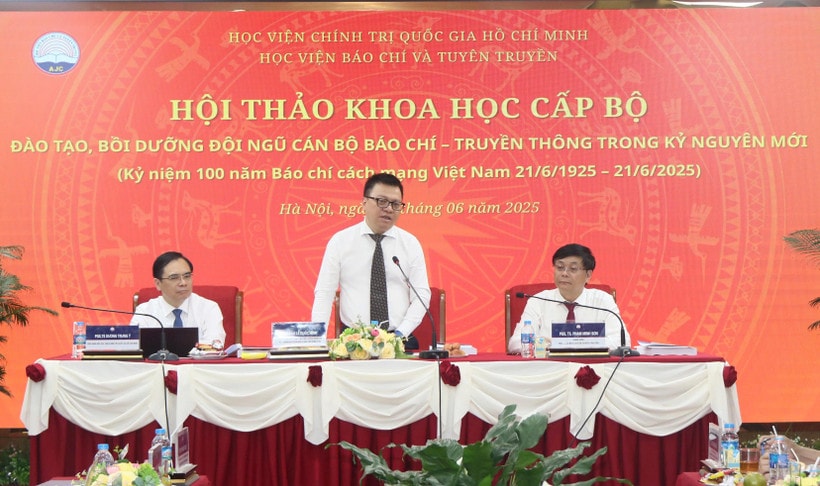 báo chí hội thảo