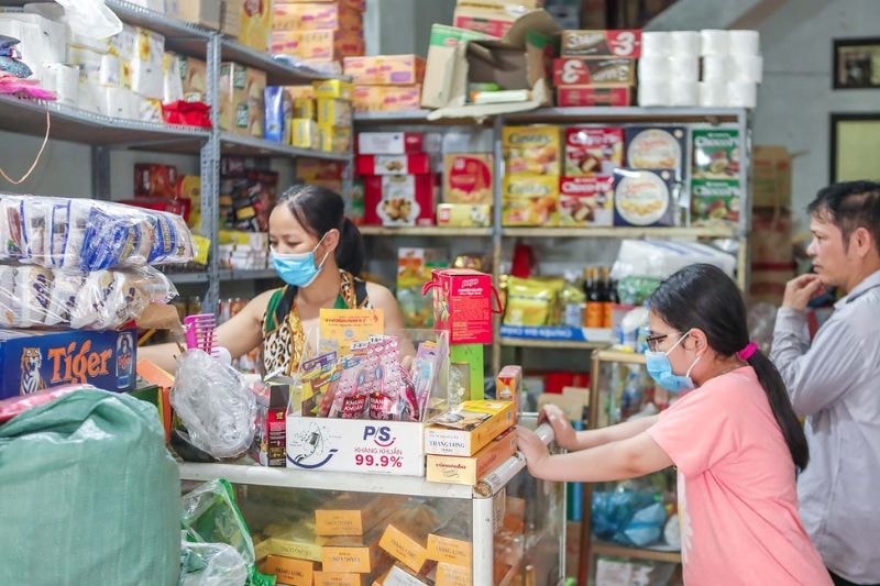 Đề xuất miễn đăng ký hộ kinh doanh với người bán hàng rong, thời vụ thu nhập thấp