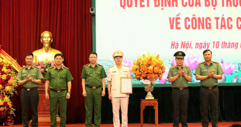 Phó giám đốc công an Hà Nội - Nguyễn Đức Long