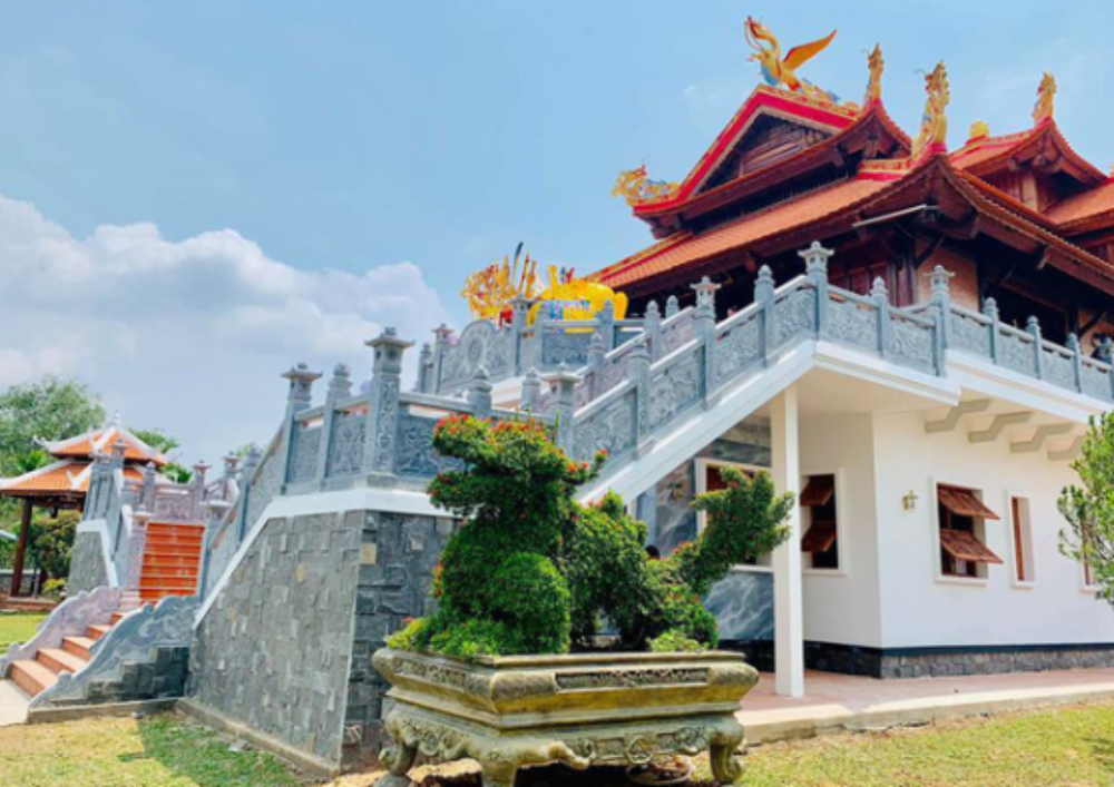 hoailinh4(1).png