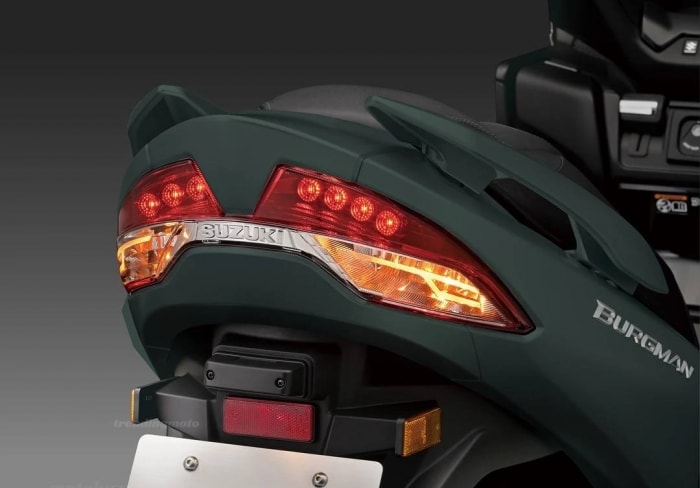 suzuki1.jpg